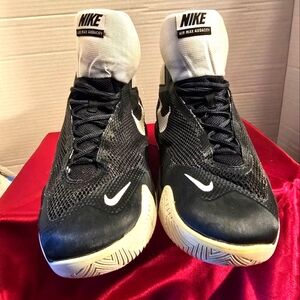 NIKE MAX AIR AUDACITY TB SHOES BASKETBALL MID TOP BLACK/WHITE MEN'S SIZE 9.5